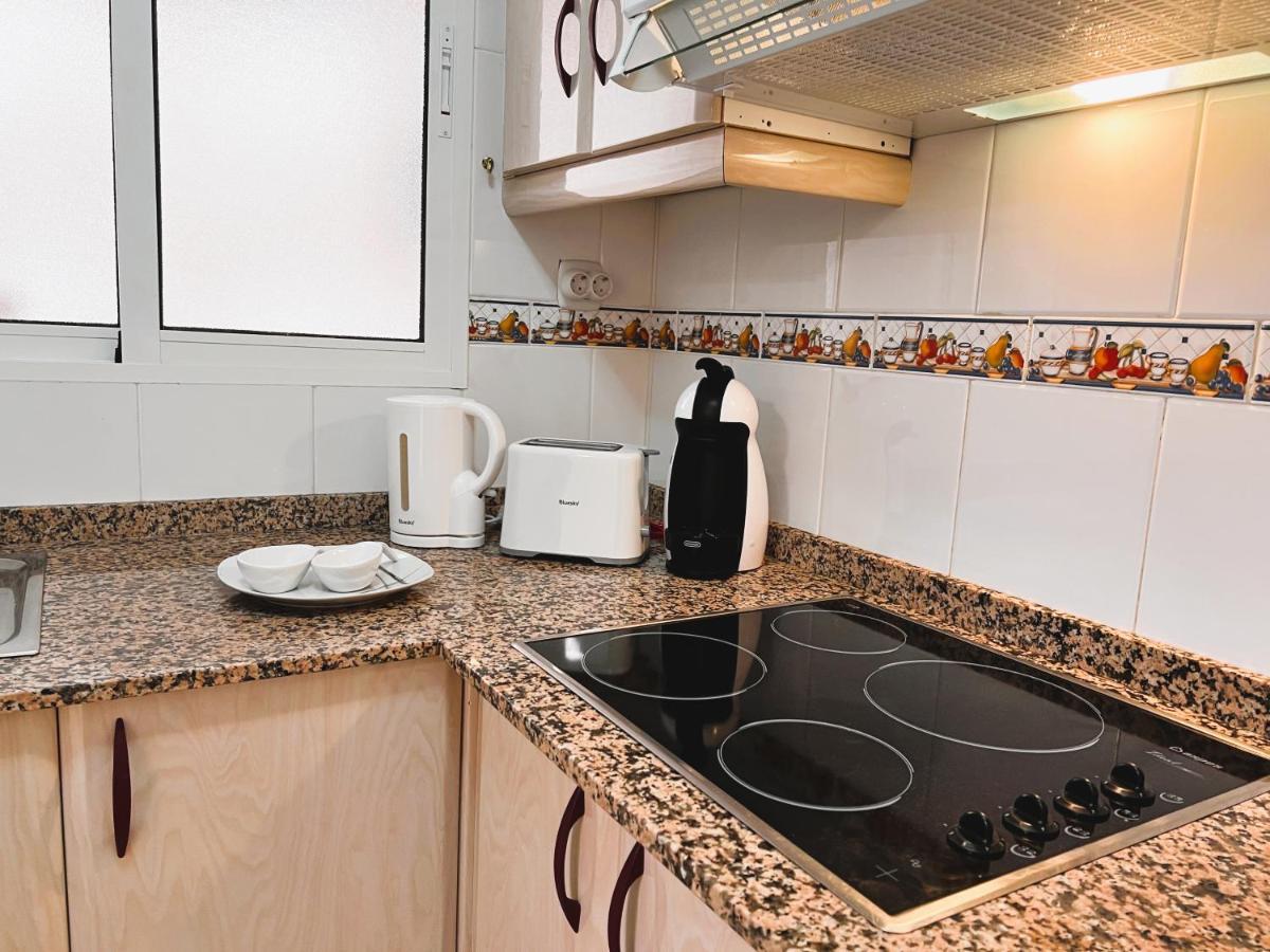 Holiday Suite Fragata Torrevieja Bagian luar foto