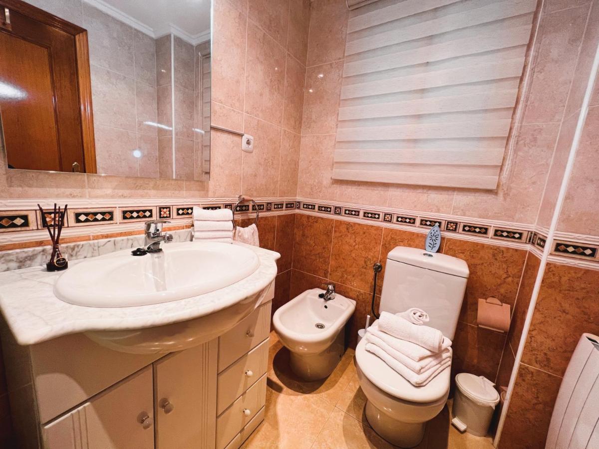 Holiday Suite Fragata Torrevieja Bagian luar foto